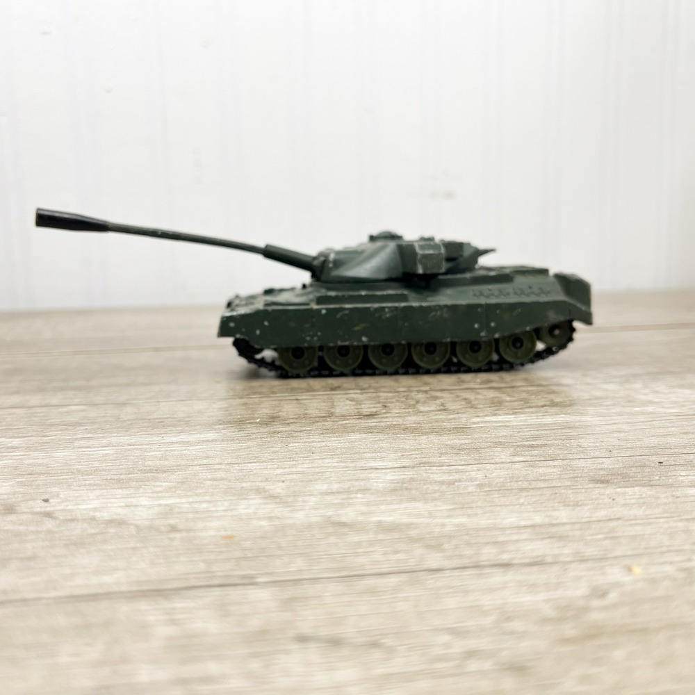 Corgi Toys Chieftain Medium Tank‎ Military Green